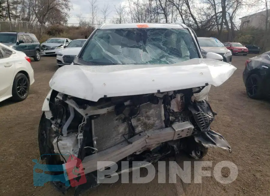 5TDJZRFH9KS624097 Photo# 5