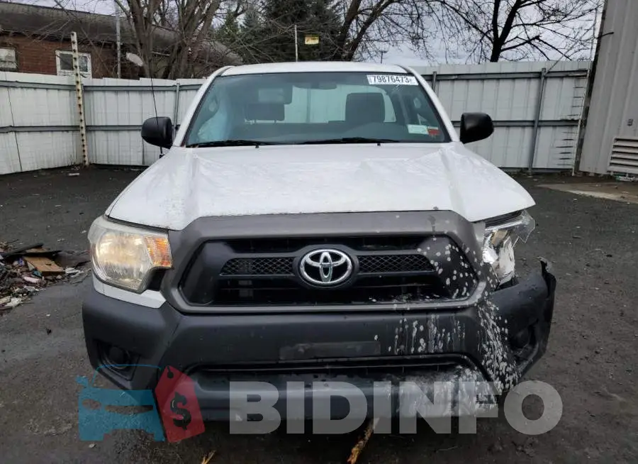 5TFNX4CN2EX037209 Photo# 5