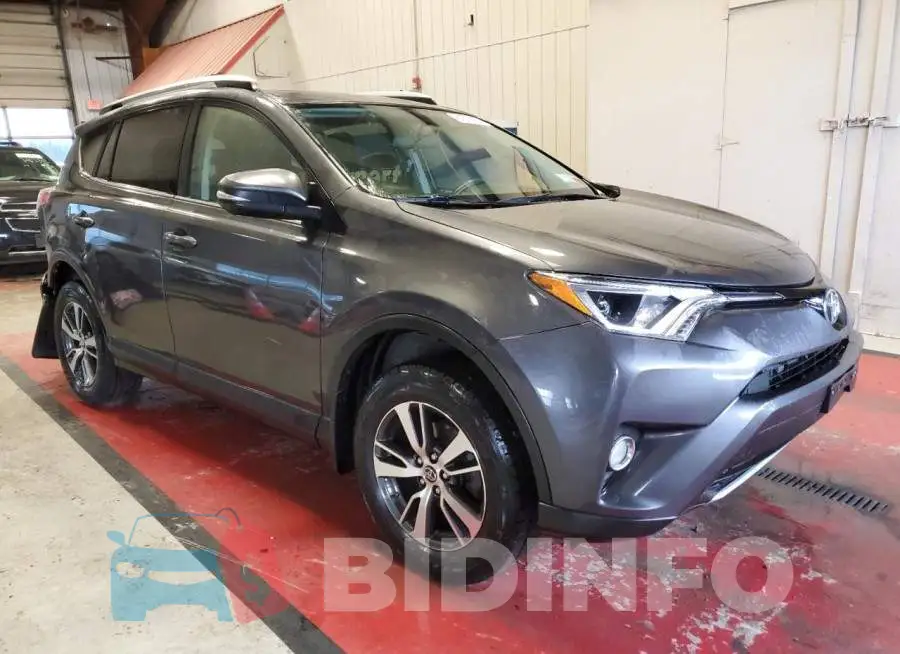 JTMRFREVXGJ078191 Photo# 4