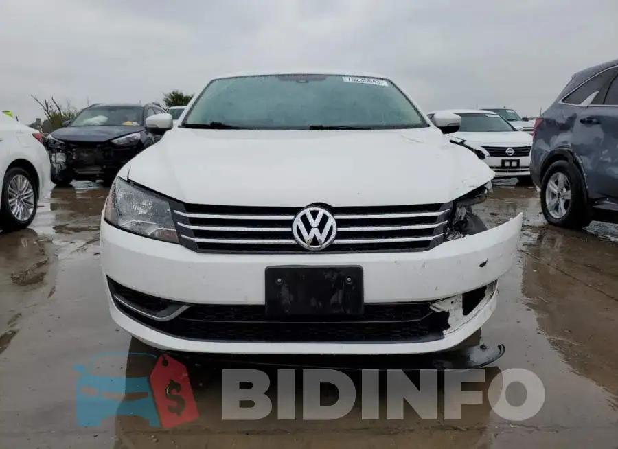 1VWBS7A33EC115229 Photo# 5