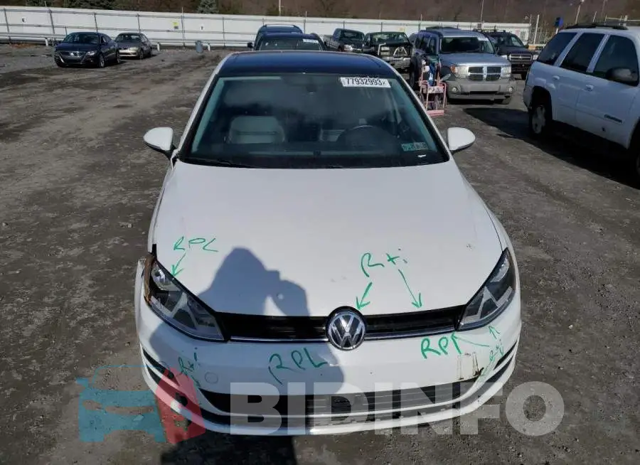 3VW217AU0HM022716 Photo# 5