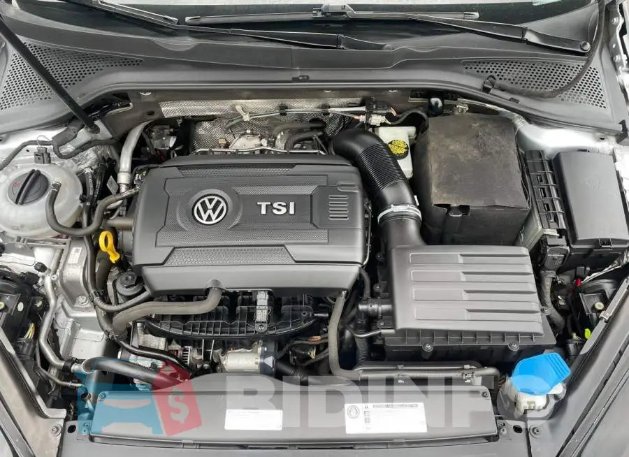 3VW4T7AUXHM000662 Photo# 7