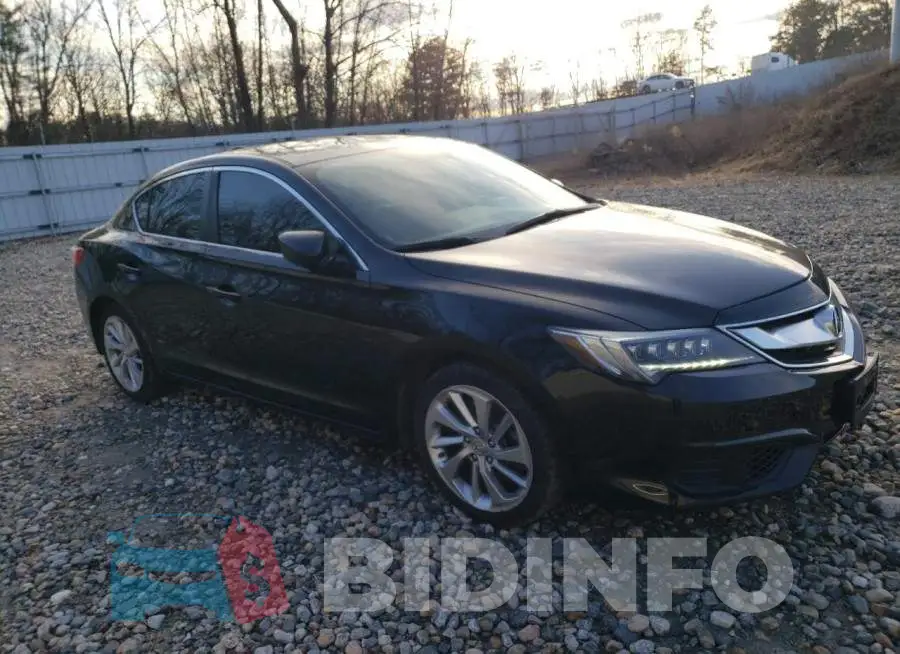 19UDE2F30JA006197 Photo# 4