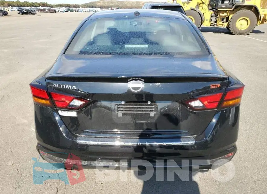 1N4BL4CV0PN352772 Photo# 6