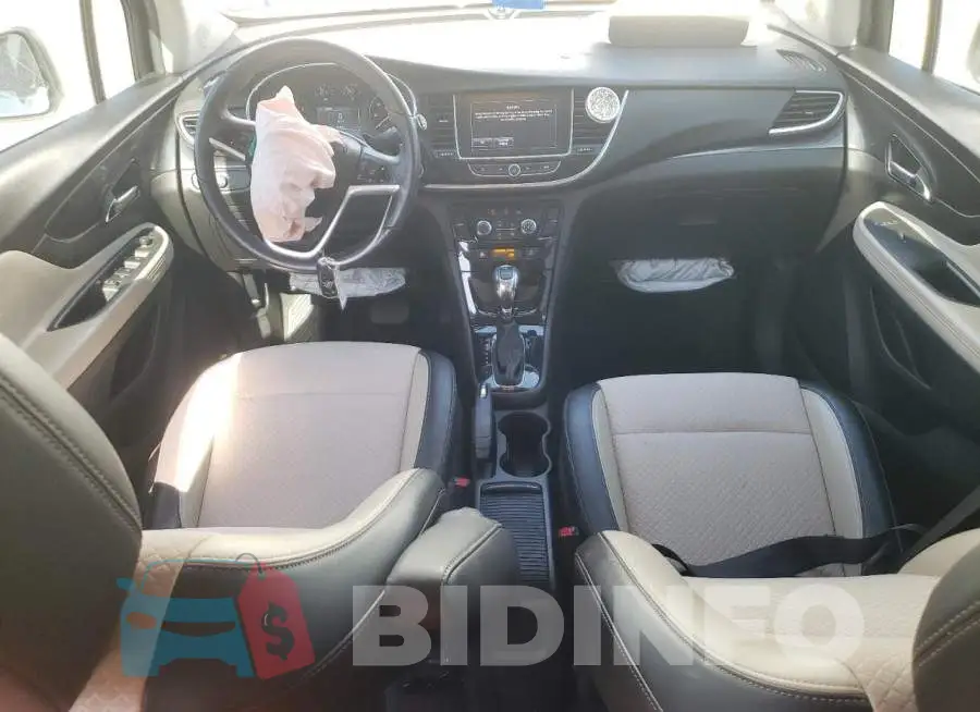 KL4CJASB0MB302018 Photo# 8