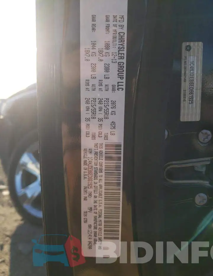 1C4NJDEB6ED661925 Photo# 12