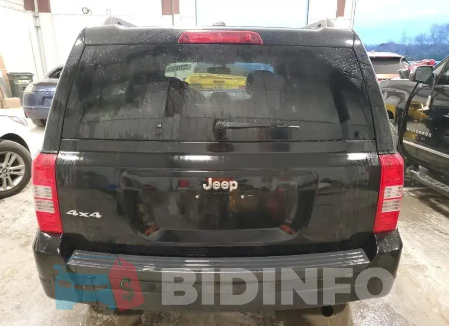 1C4NJRBB7GD520477 Photo# 6