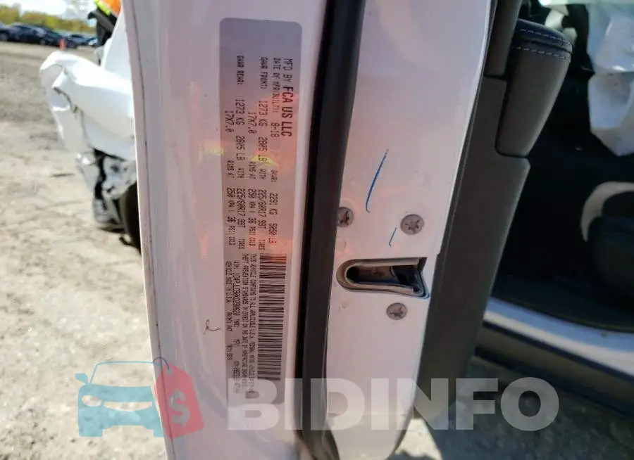 1C4PJLCB0KD290620 Photo# 12