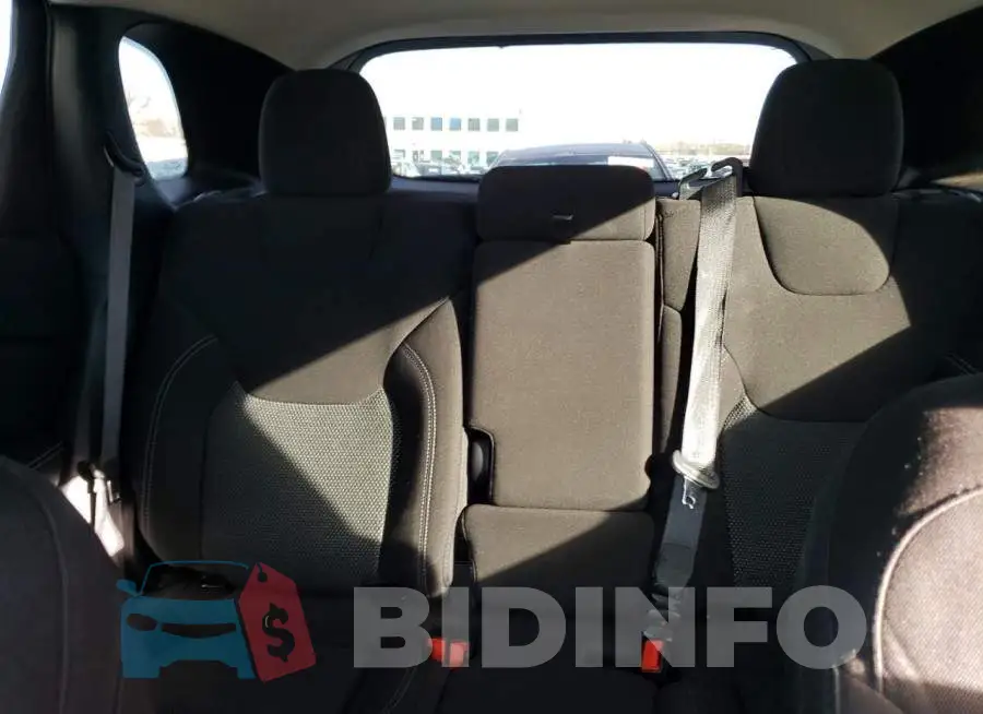 1C4PJLCB5MD112317 Photo# 10