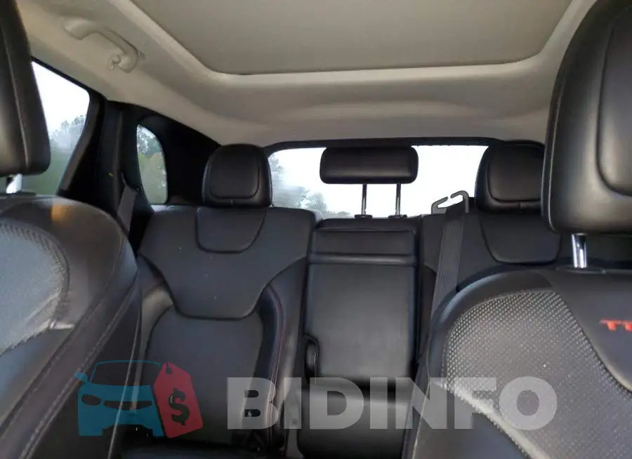 1C4PJMBX1KD185734 Photo# 10