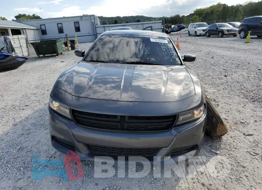 2C3CDXBG1GH303528 Photo# 5