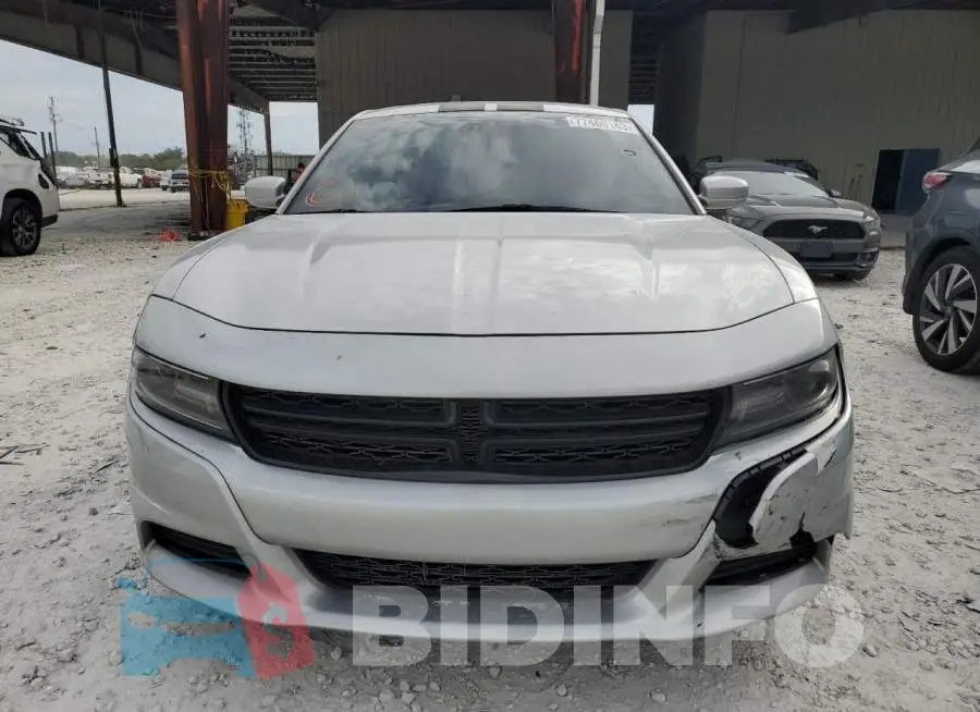 2C3CDXBG5KH720627 Photo# 5