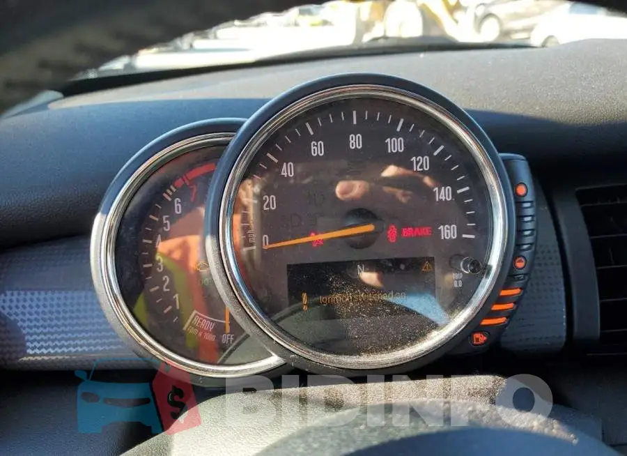WMWXP5C52GT739990 Photo# 9