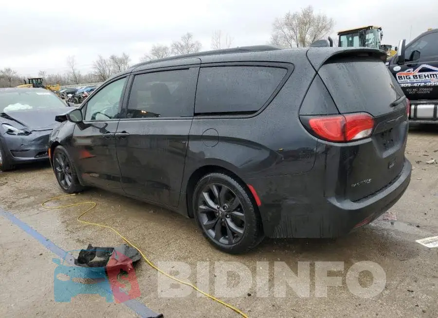 2C4RC1EG1JR178226 Photo# 2