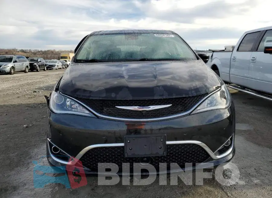 2C4RC1FGXKR639729 Photo# 5