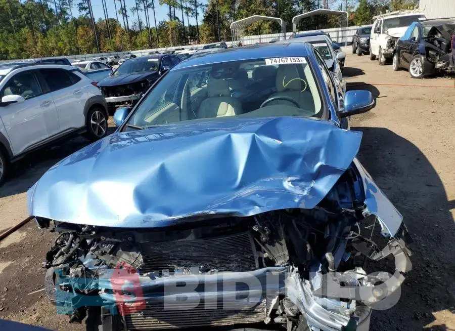 YV1612FS8E2277397 Photo# 5