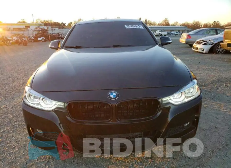 WBA8E1G59JNU92444 Photo# 5