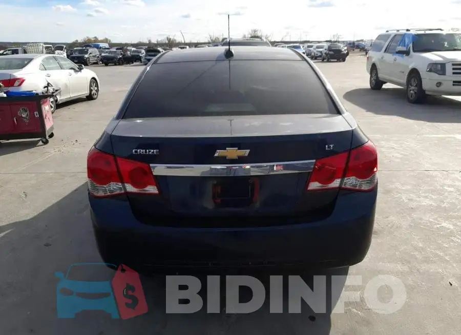 1G1PE5SB4F7174626 Photo# 6