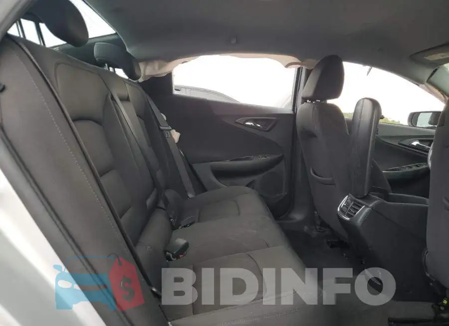 1G1ZD5ST3LF111216 Photo# 10