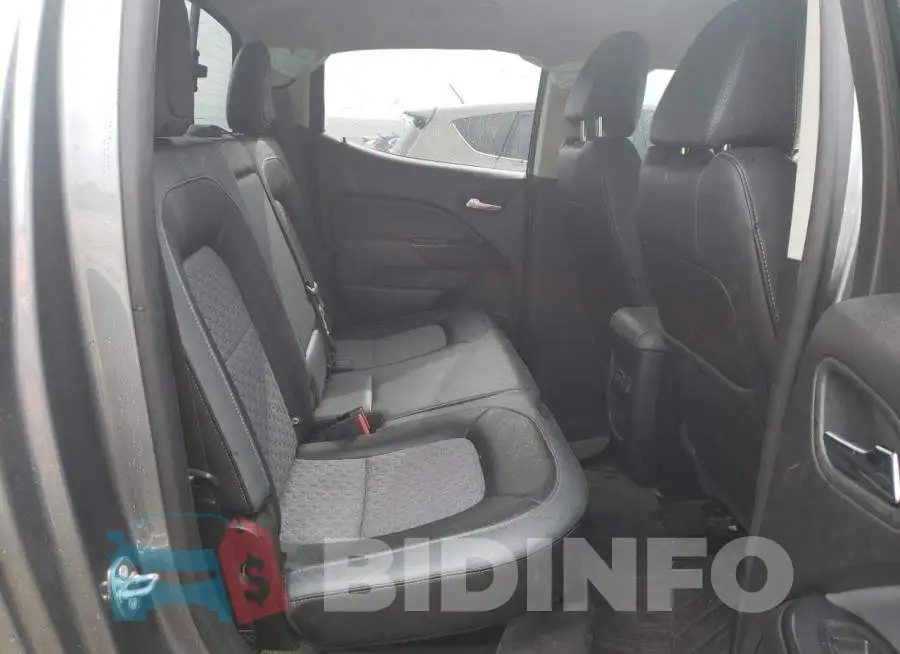 1GCGTDEN8J1191695 Photo# 10