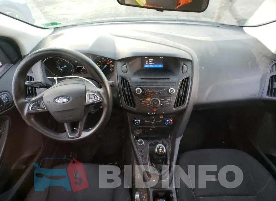 1FADP3E24FL377887 Photo# 8