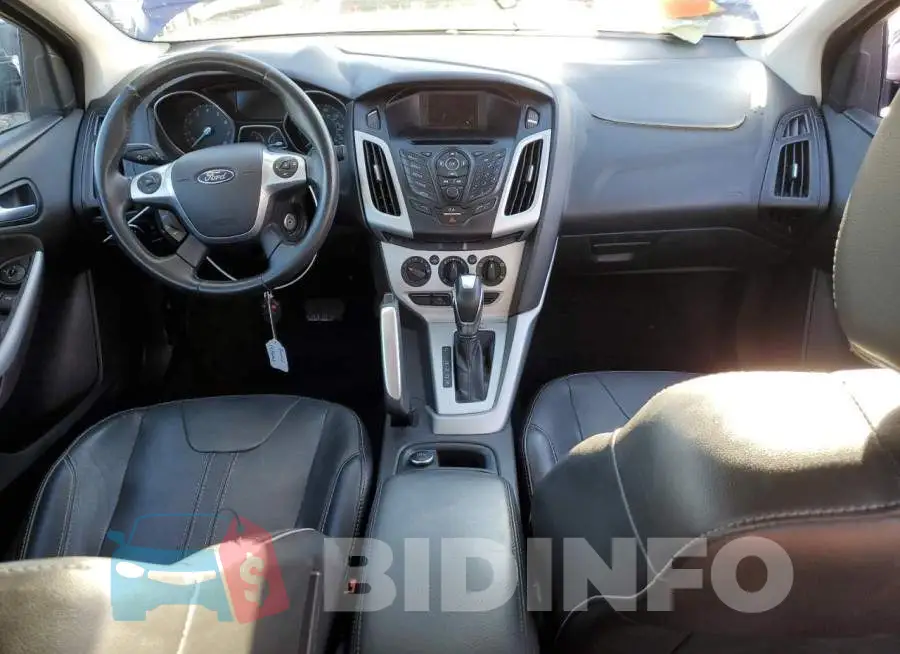 1FADP3F20EL131187 Photo# 8