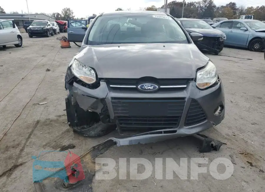 1FADP3F24EL102579 Photo# 5