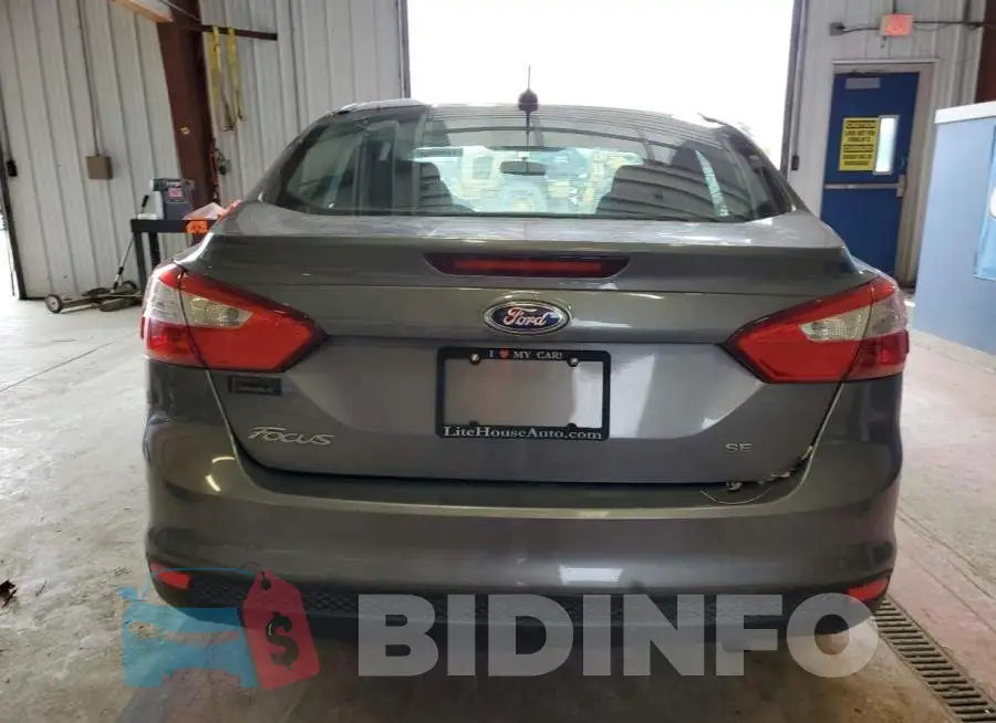 1FADP3F24EL125652 Photo# 6