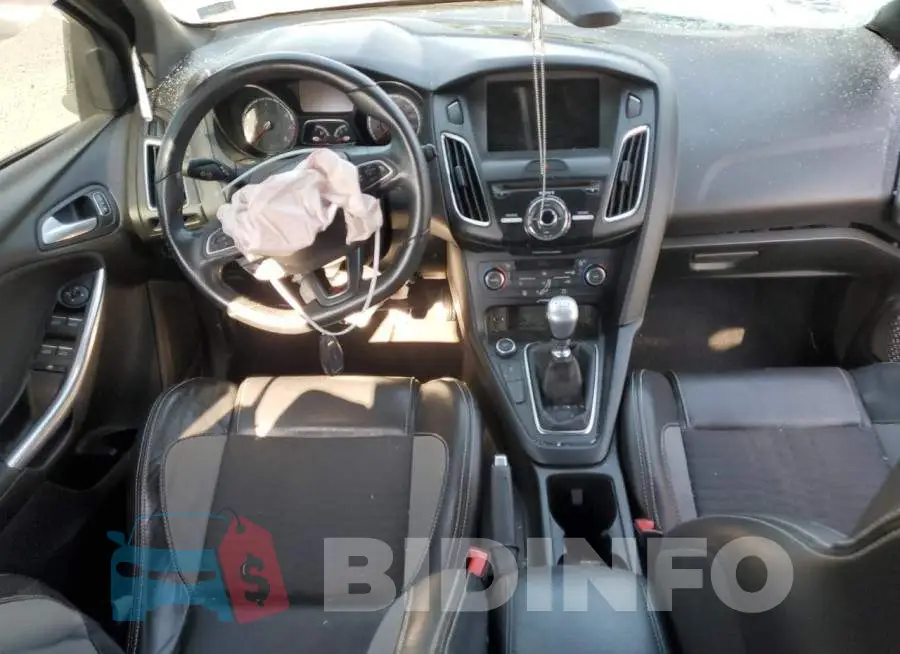 1FADP3L94HL323167 Photo# 8