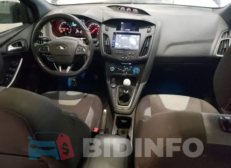 1FADP3L95GL282093 Photo# 8