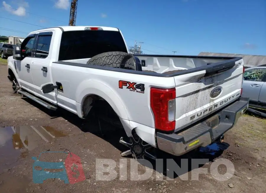 1FT8W3B68JEB76769 Photo# 2