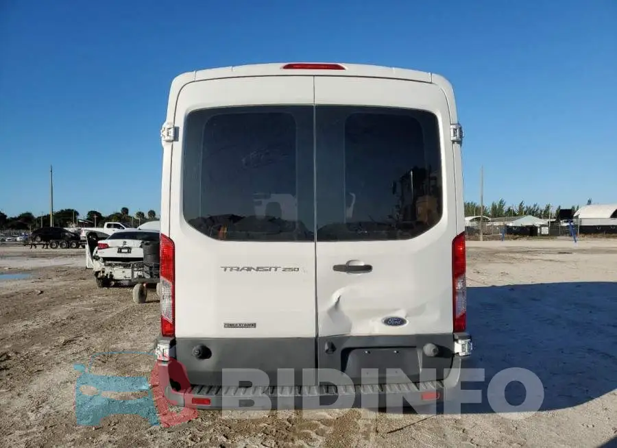 1FTYR2CV5GKA68692 Photo# 6