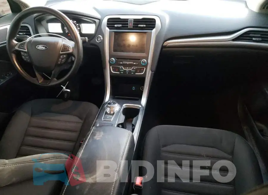 3FA6P0HD5JR256767 Photo# 8