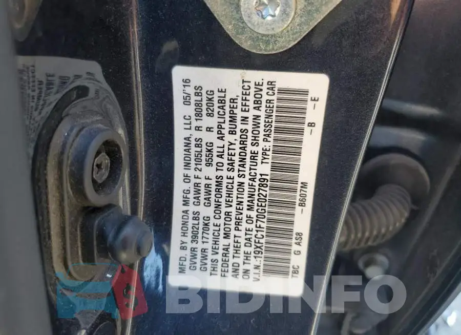 19XFC1F70GE027891 Photo# 13