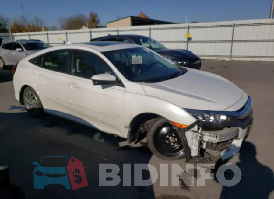 19XFC2F74HE202179 Photo# 4
