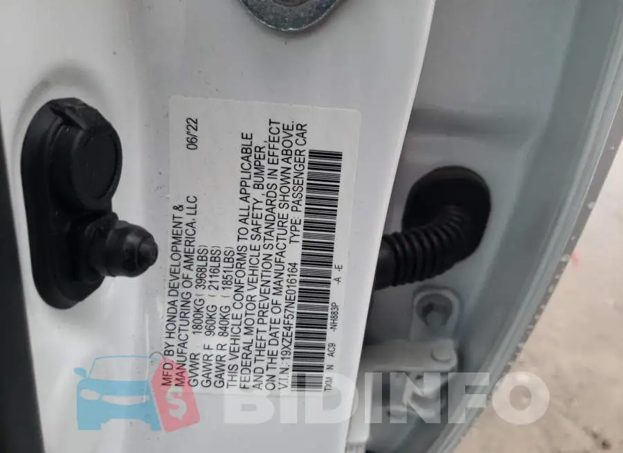 19XZE4F57NE016164 Photo# 12