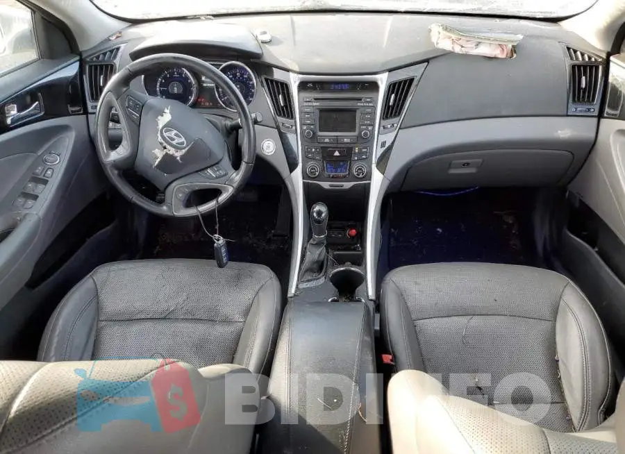 5NPEC4AC5EH824891 Photo# 8