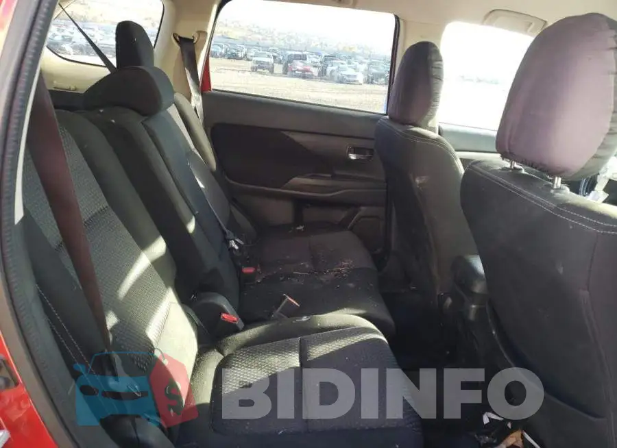 JA4AZ3A32JZ041841 Photo# 10