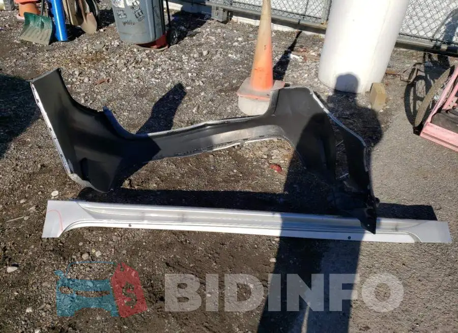 5YFB4MDE8PP050641 Photo# 12