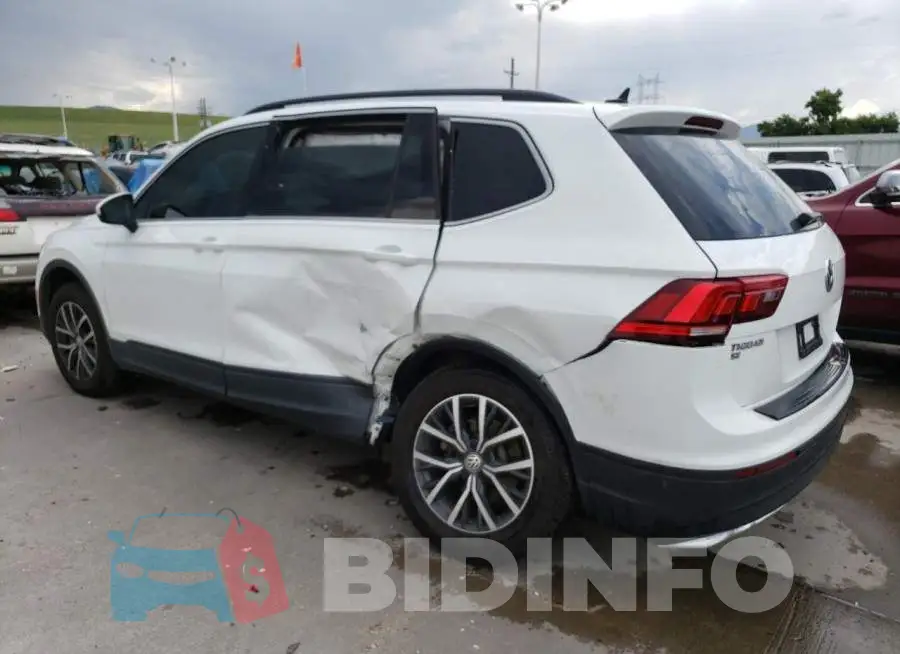 3VV3B7AX6KM127333 Photo# 2