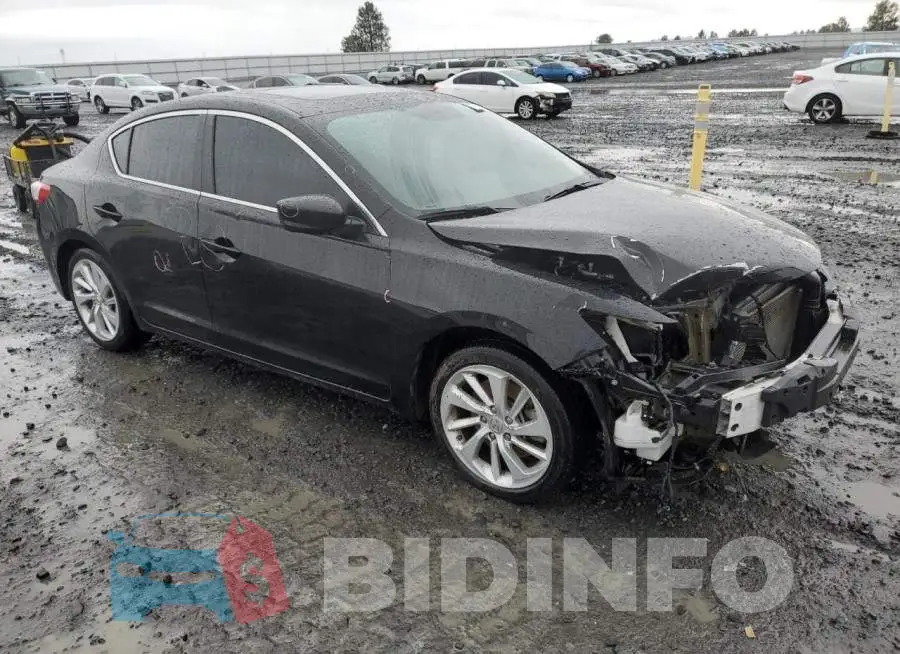 19UDE2F73JA000607 Photo# 4