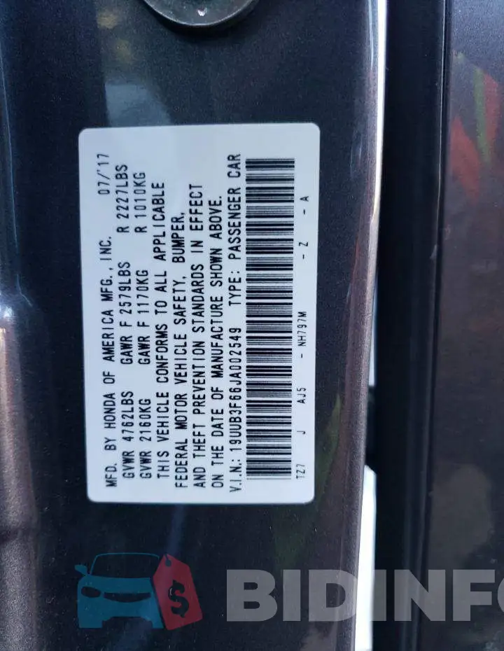 19UUB3F66JA002549 Photo# 12