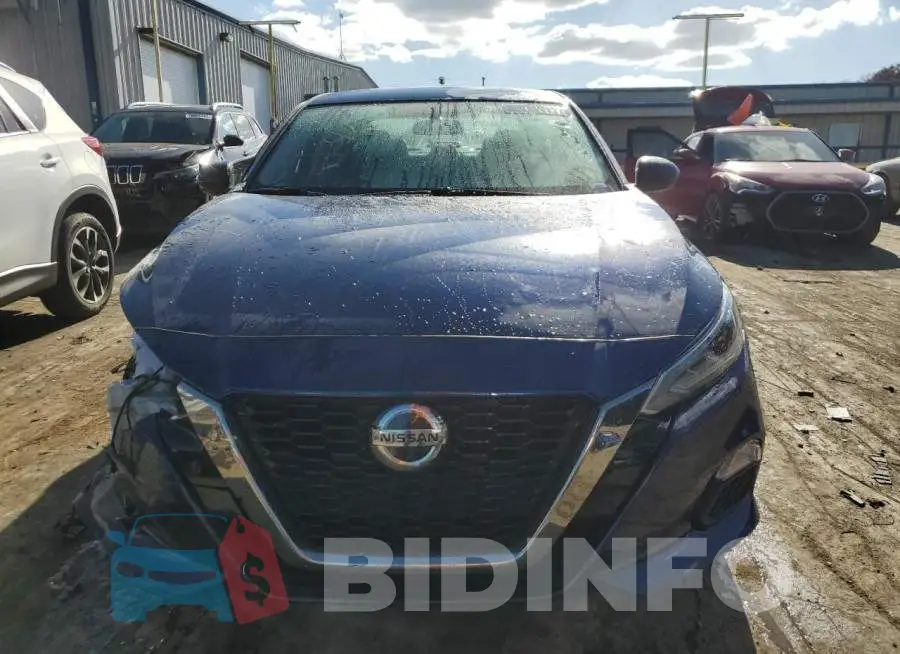 1N4BL4CV1KC136868 Photo# 5