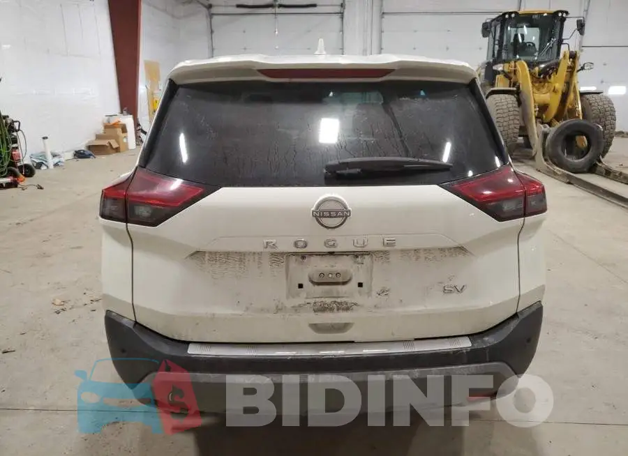 JN8BT3BA1PW404847 Photo# 6