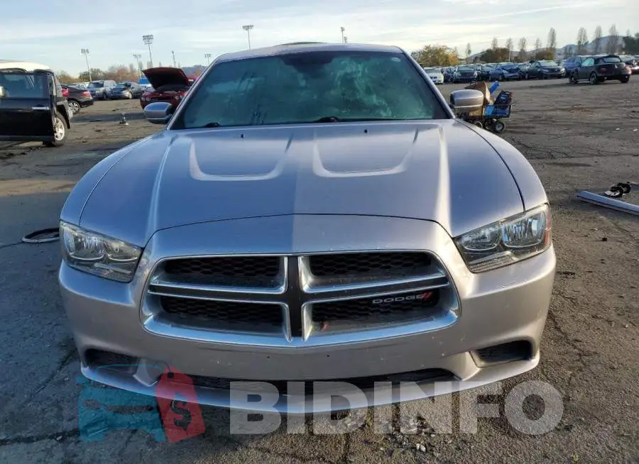 2C3CDXBGXEH192085 Photo# 5