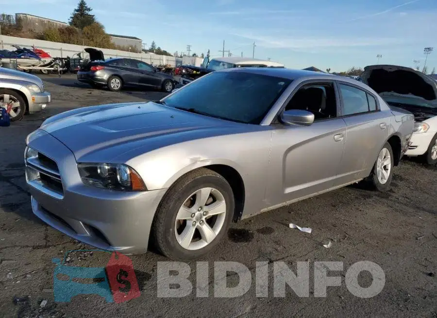 2C3CDXBGXEH192085 Photo# 1