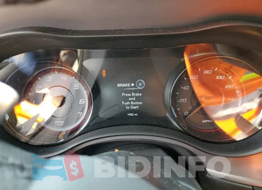 2C3CDXCT7PH536437 Photo# 9