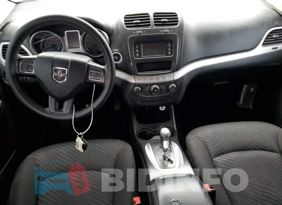 3C4PDCBG5HT576096 Photo# 8