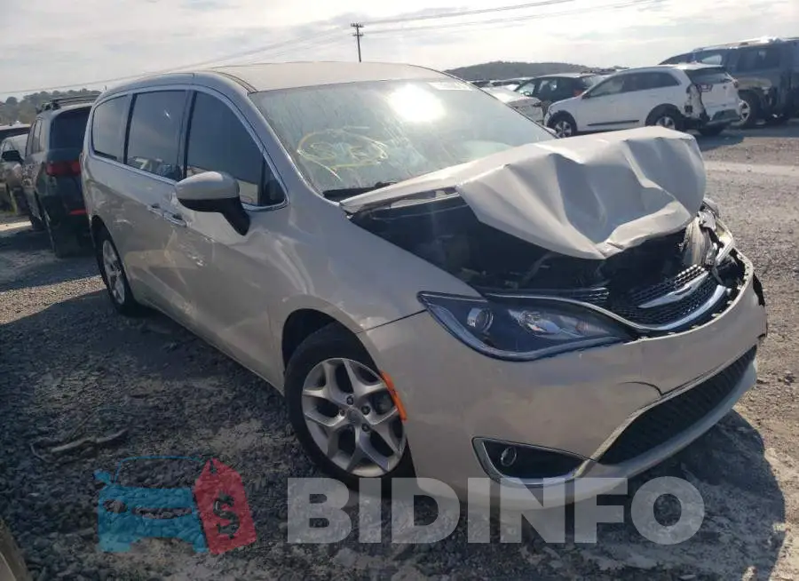 2C4RC1BG7HR796097 Photo# 4
