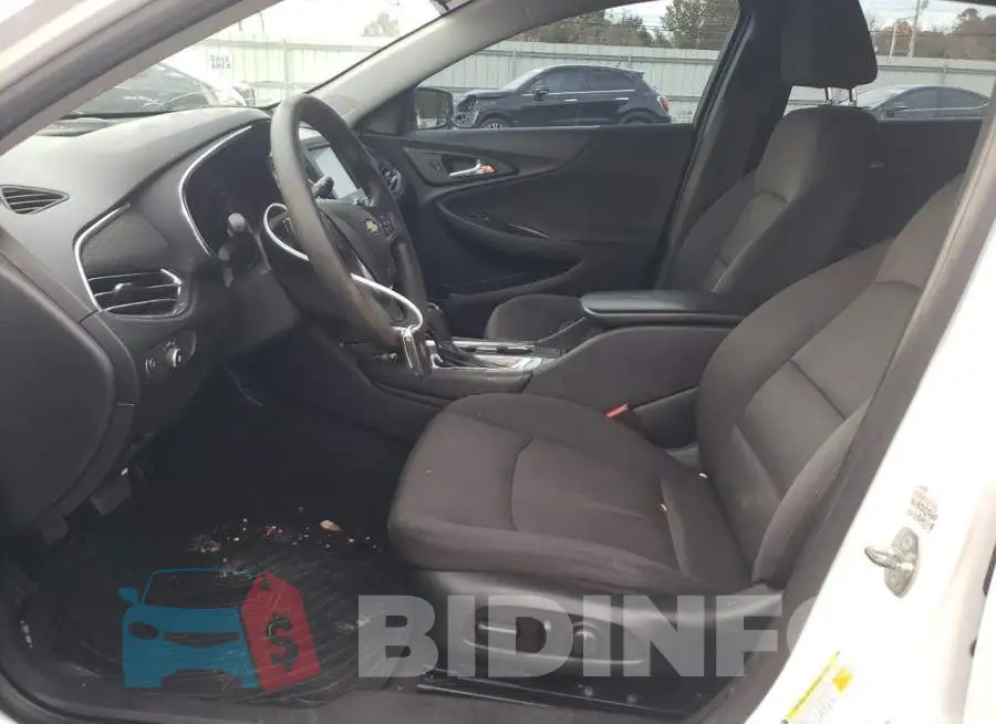 1G1ZD5ST3JF139904 Photo# 7